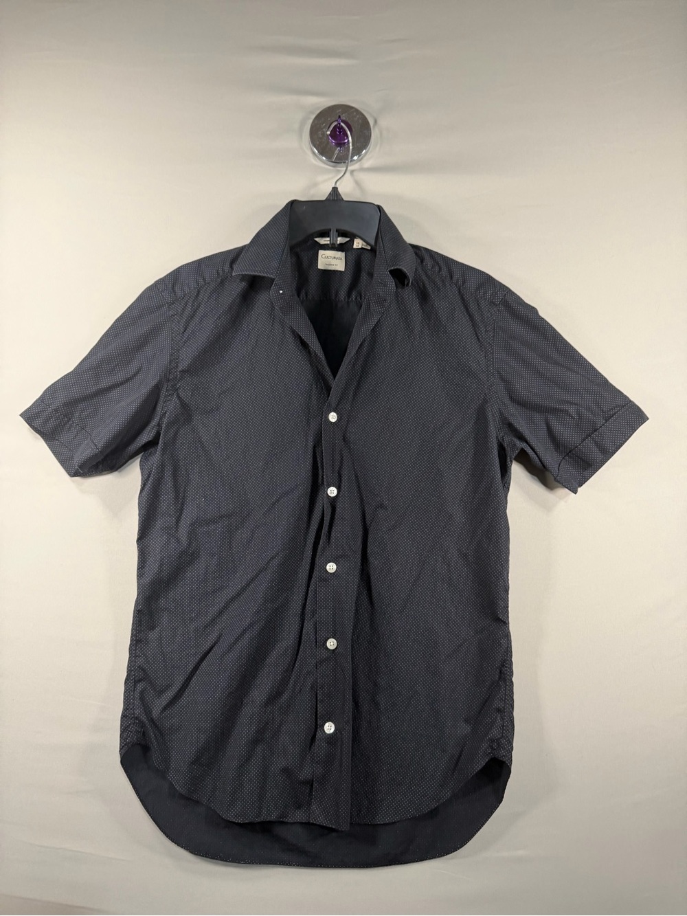Casual Short-Sleeve Button-Down Shirt in Navy with Microdot